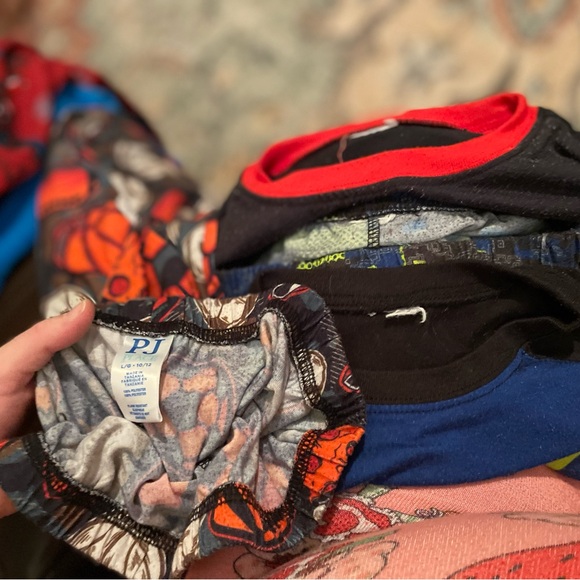 Kid”s size 10 pajama sets - Picture 4 of 6